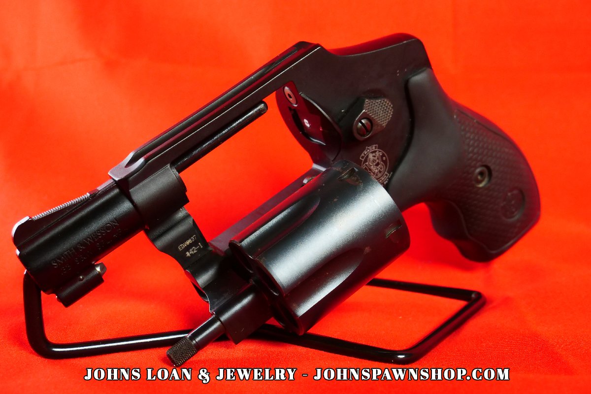 Very Nice Smith & Wesson 442-1 J Frame 5 Shot Revolver In .38 Special - Image 13