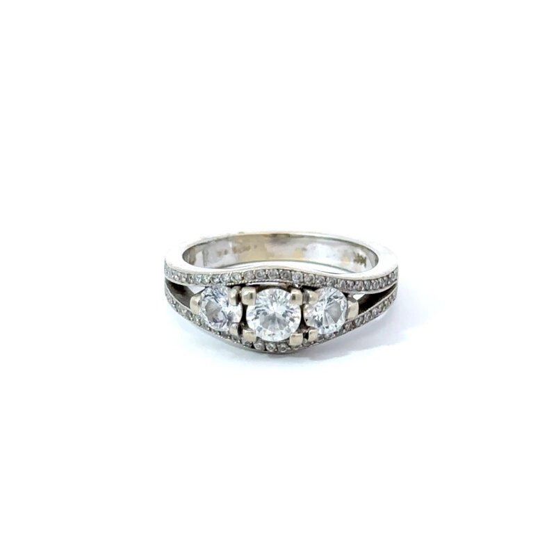 14kt White Gold TRI Diamond Band Ring